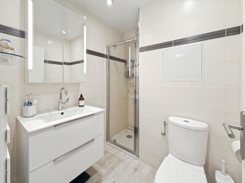 Appartement - 64 m² - 2 pièces