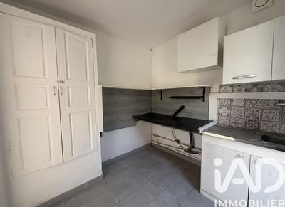 Studio - 27 m² - 1 pièce