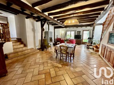 Maison - 229 m² - 9 pièces