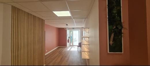 Local commercial - 90 m² - 2 pièces