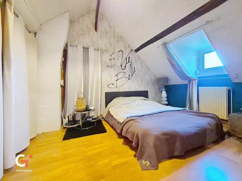 Maison - 105 m² - 4 pièces