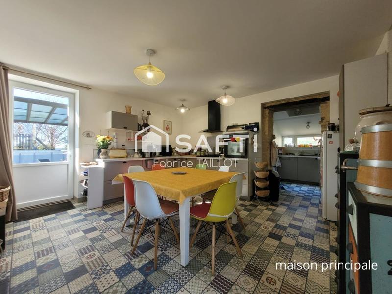 Maison - 345 m² - 14 pièces