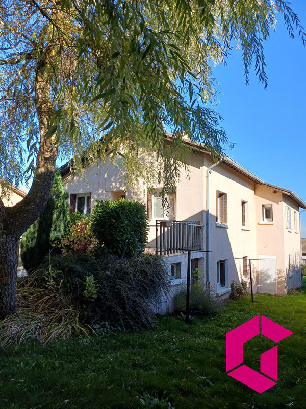 Villa - 171 m² - 10 pièces