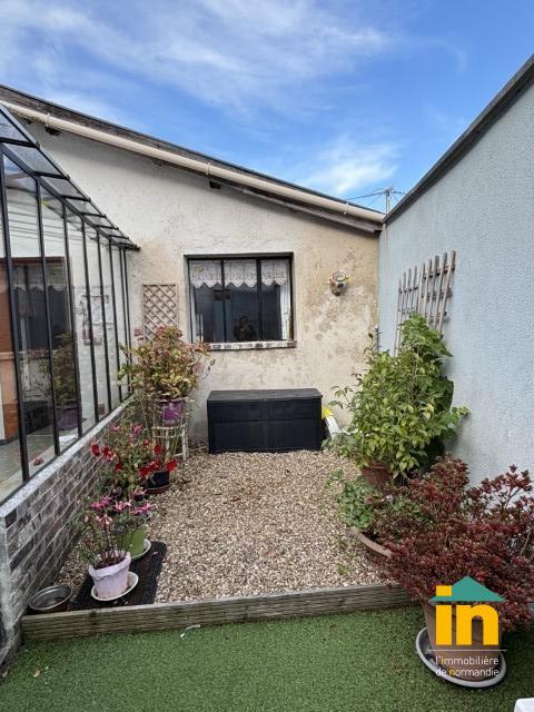 Maison de ville - 75 m² - 2 pièces