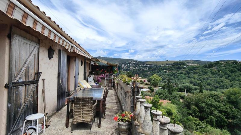 Maison - 94 m² - 4 pièces