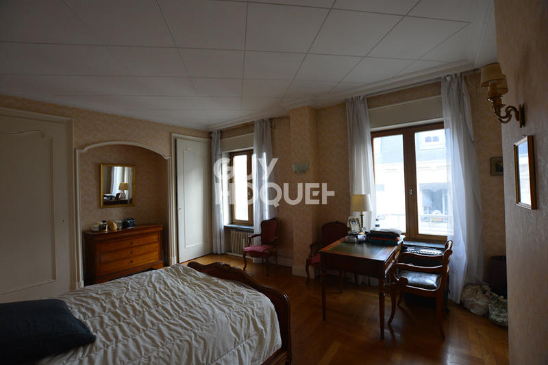 Appartement - 93 m² - 2 pièces