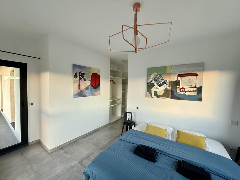 Villa - 300 m² - 9 pièces