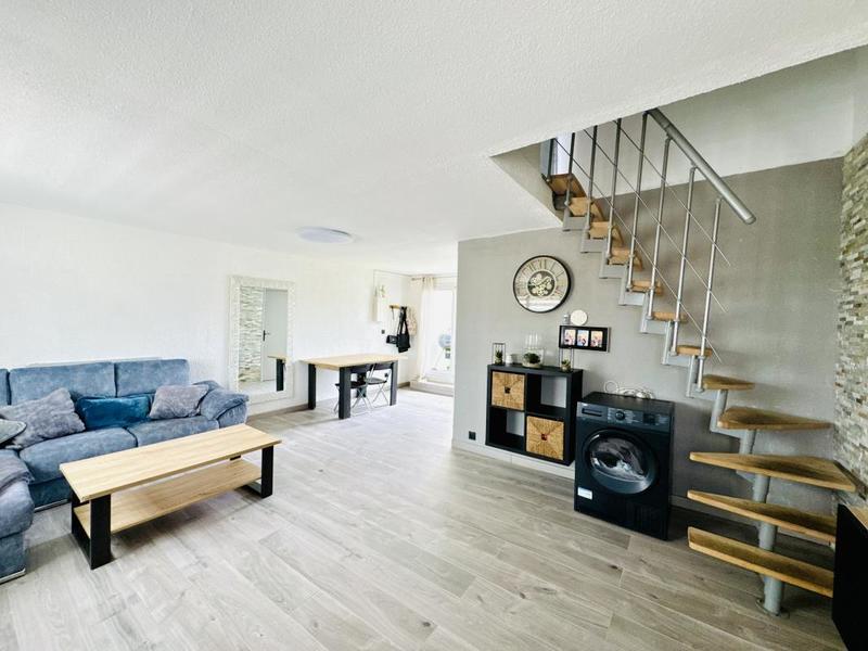 Appartement - 80 m² - 3 pièces