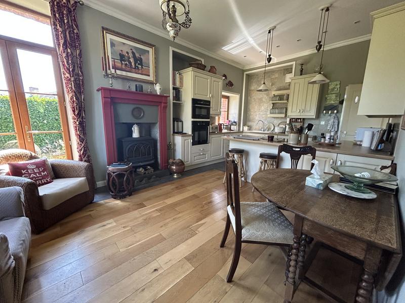 Maison ancienne - 134 m² - 6 pièces