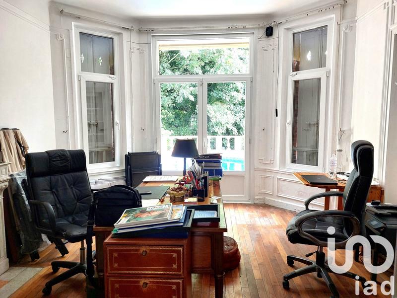 Maison - 224 m² - 10 pièces