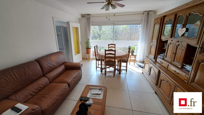 Appartement - 80 m² - 4 pièces