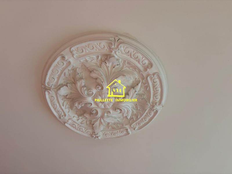 Appartement - 93 m² - 5 pièces