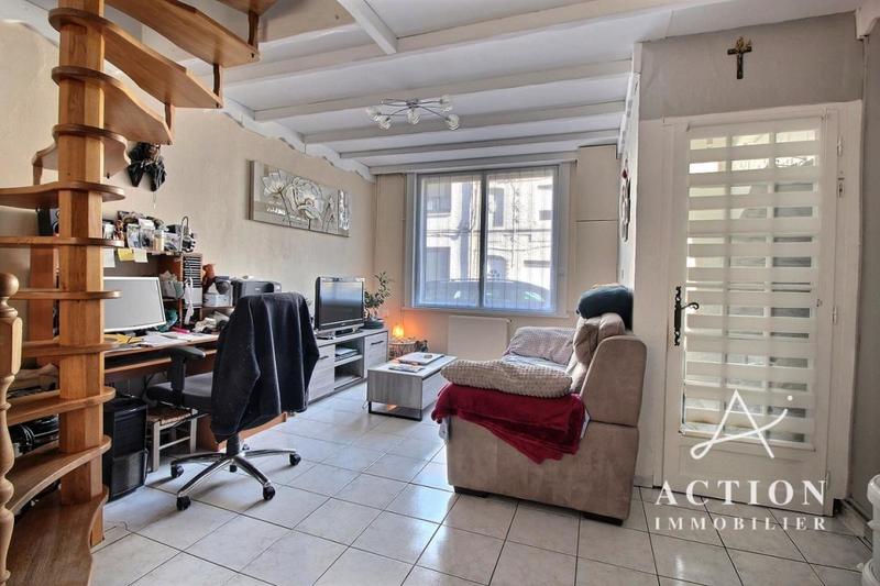 Maison - 90 m² - 4 pièces