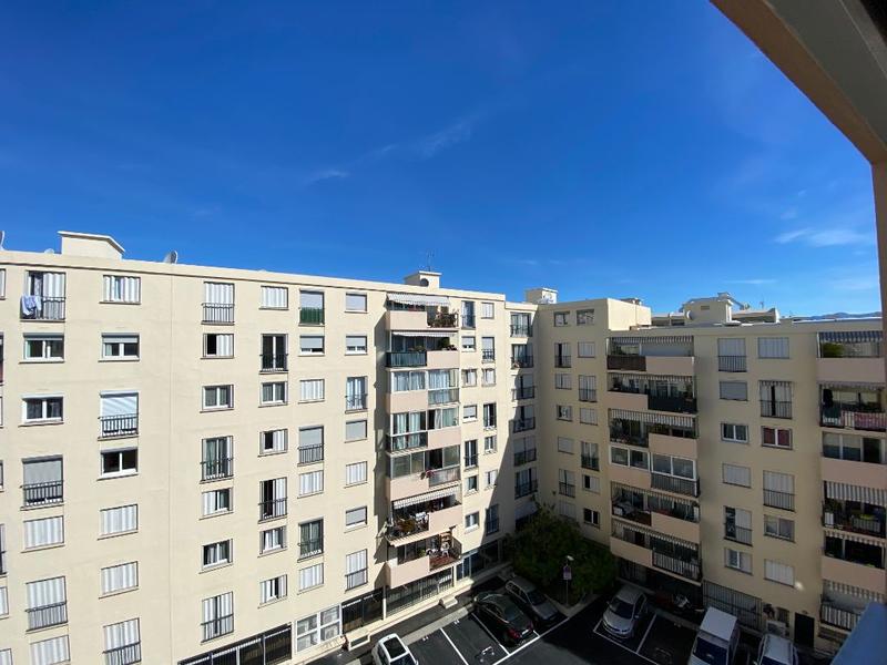 Studio - 16 m² - 1 pièce