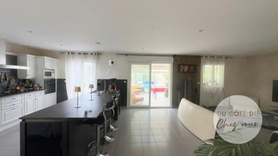 Villa - 138 m² - 6 pièces