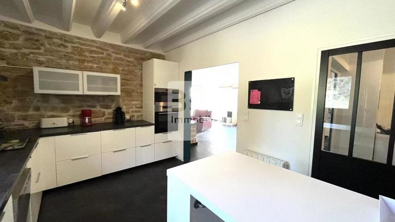 Mas - 163 m² - 6 pièces