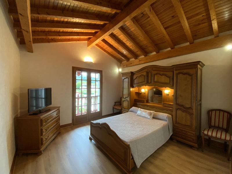 Maison traditionnelle - 167 m² - 7 pièces