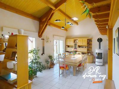 Maison - 174 m² - 8 pièces