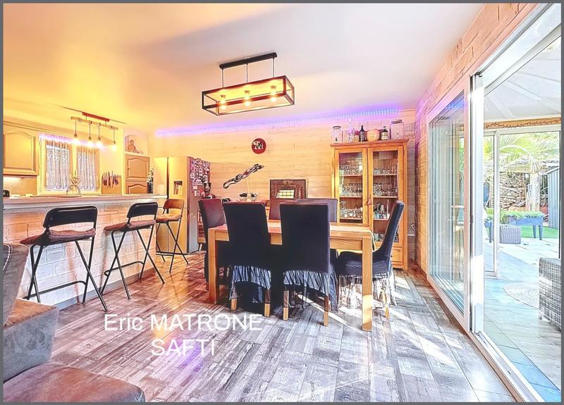 Maison - 105 m² - 5 pièces