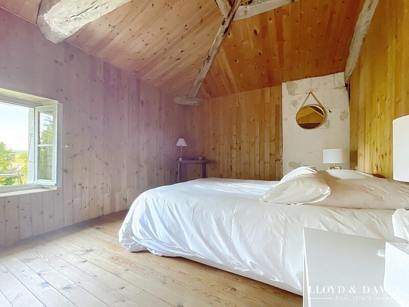 Maison - 135 m² - 4 pièces