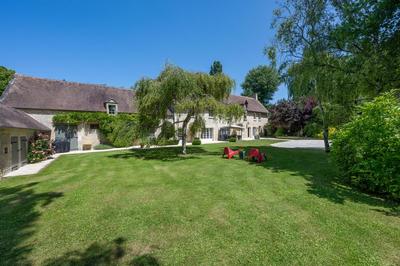 Demeure - 327 m² - 5 pièces