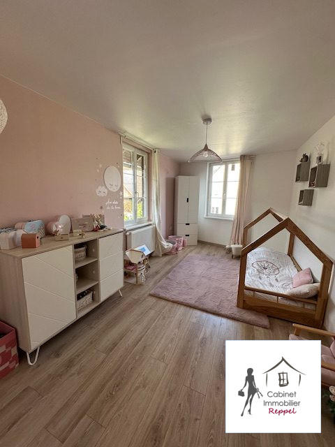 Maison - 340 m² - 10 pièces