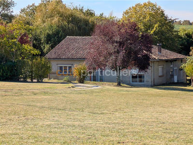 Maison - 161 m² - 7 pièces