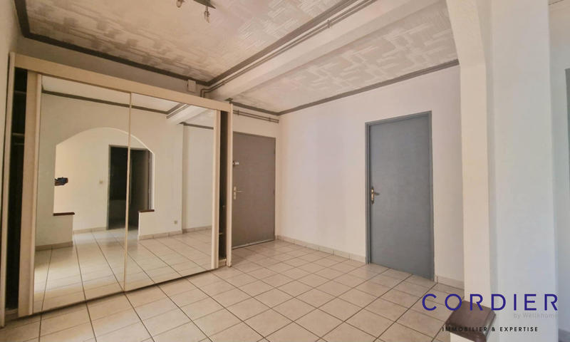 Appartement - 97 m² - 4 pièces