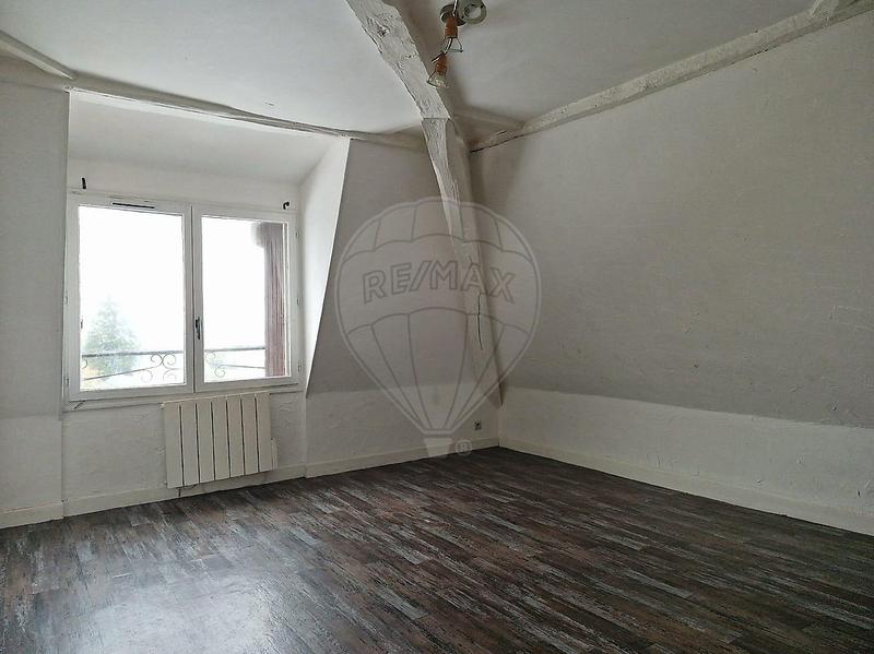 Immeuble - 214 m² - 6 pièces