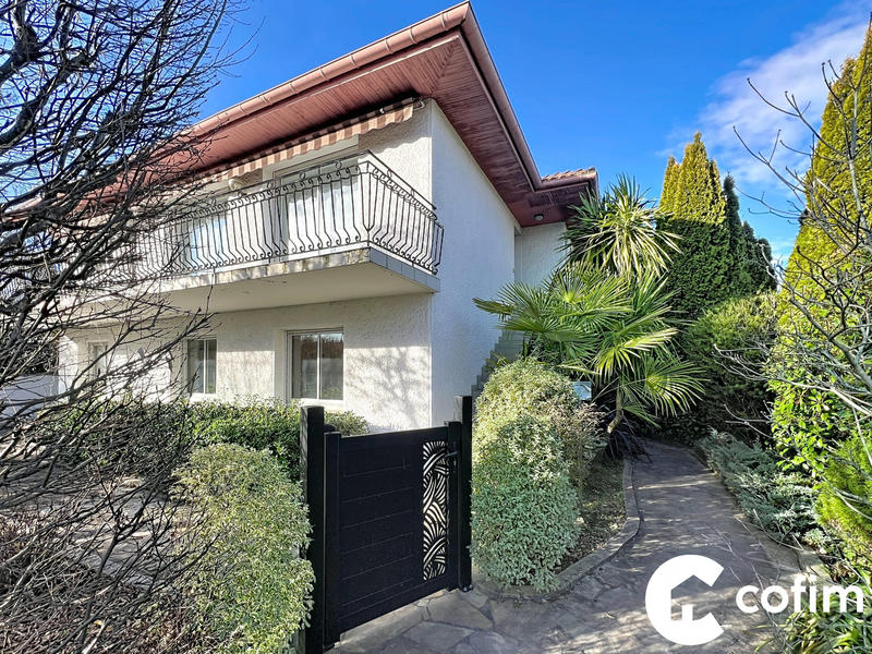 Maison - 190 m² - 7 pièces