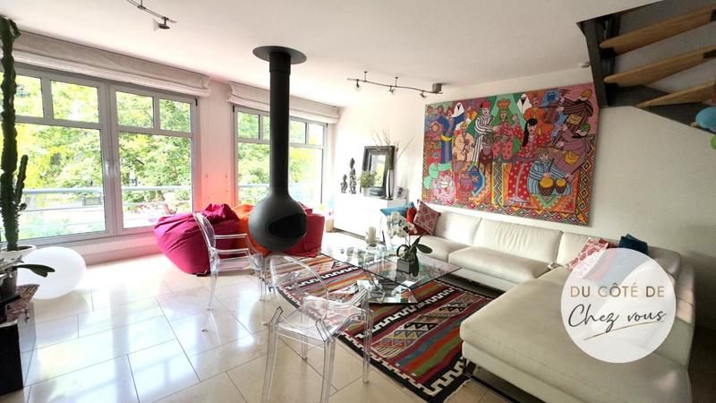 Demeure - 292 m² - 8 pièces