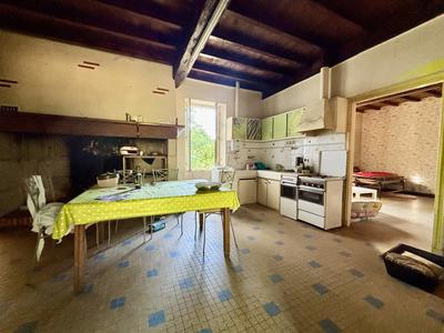 Maison traditionnelle - 100 m² - 4 pièces