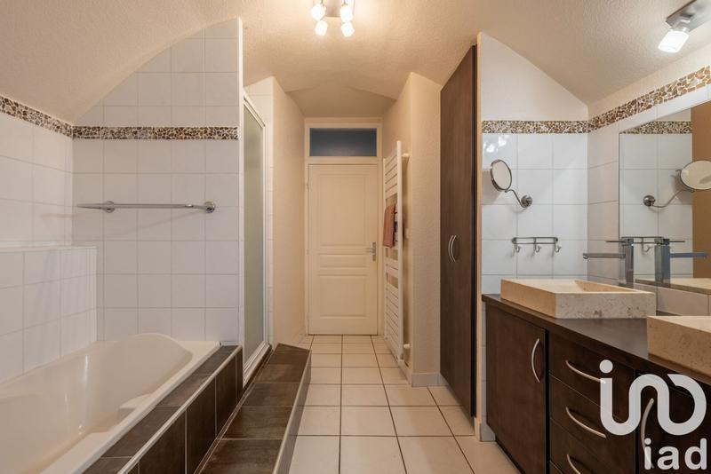 Appartement - 150 m² - 5 pièces