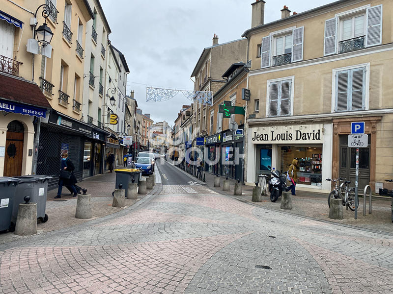 Local commercial - 220 m²