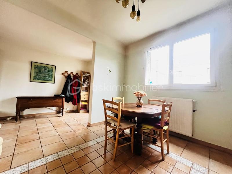 Maison - 141 m² - 7 pièces