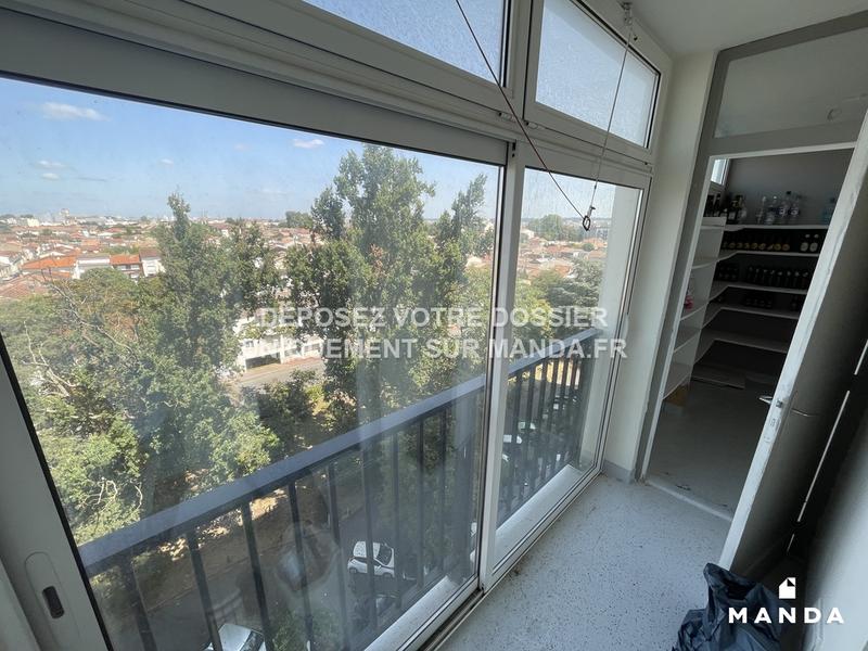 Chambre - 10 m² - 5 pièces