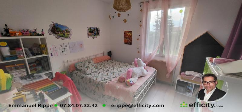 Pavillon - 93 m² - 5 pièces