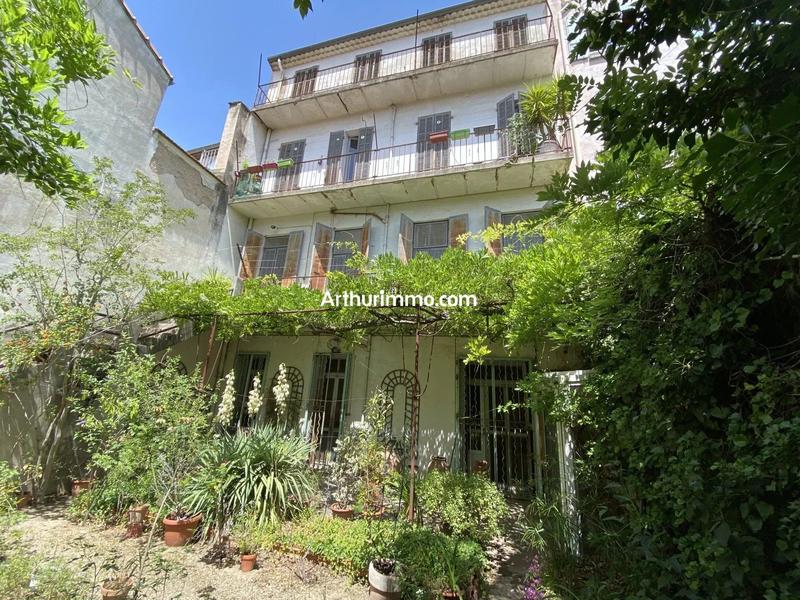 Maison - 470 m² - 16 pièces