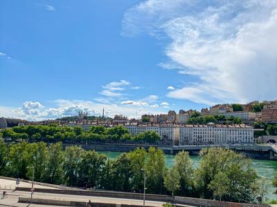 Appartement - 189 m² - 6 pièces