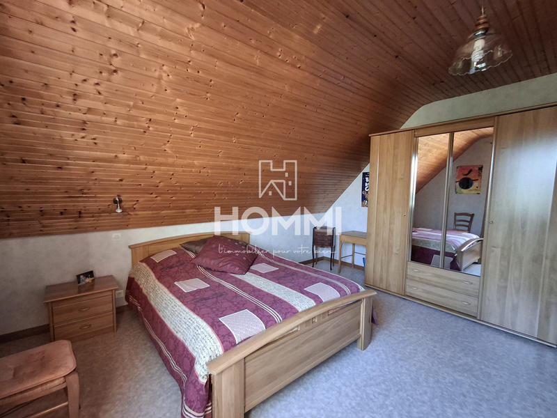 Maison traditionnelle - 140 m² - 6 pièces