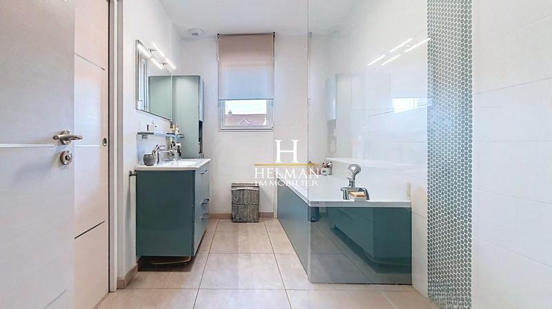 Maison - 130 m² - 4 pièces