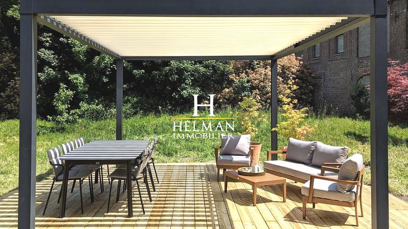 Maison - 226 m² - 7 pièces