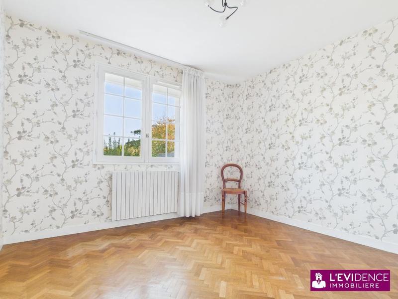 Maison - 122 m² - 6 pièces