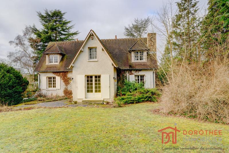 Maison traditionnelle - 153 m² - 6 pièces