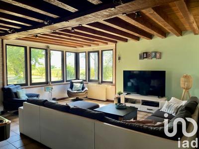 Maison - 186 m² - 8 pièces