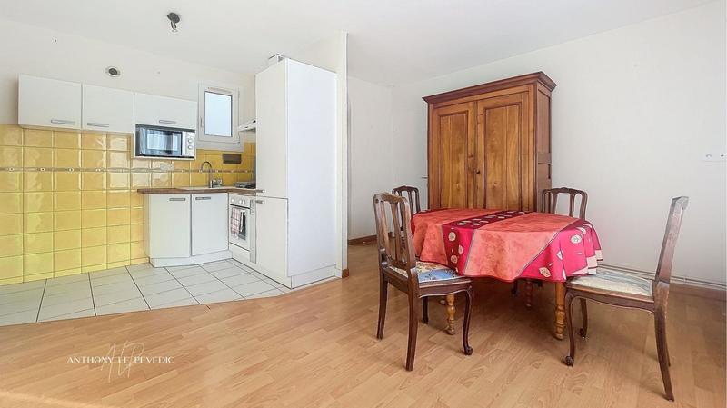 Maison - 136 m² - 9 pièces