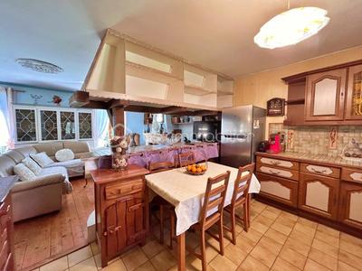 Maison de village - 96 m² - 5 pièces