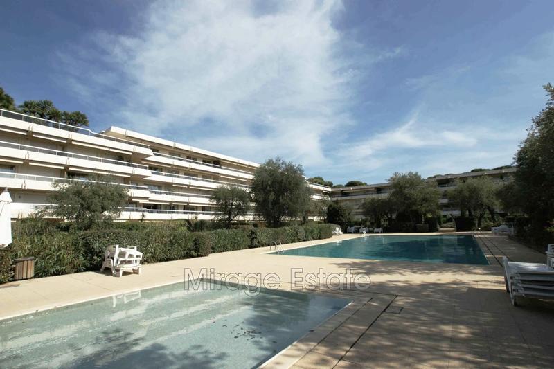 Appartement - 99 m² - 3 pièces