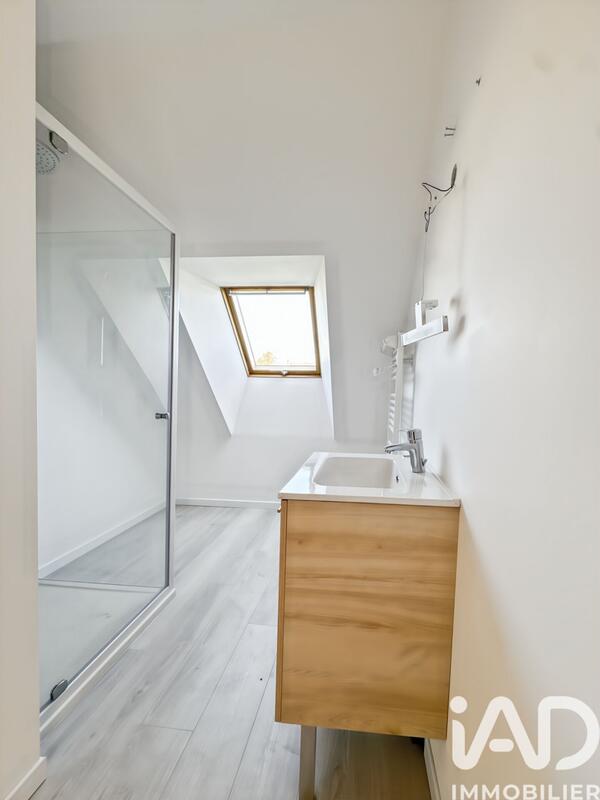 Maison - 142 m² - 7 pièces