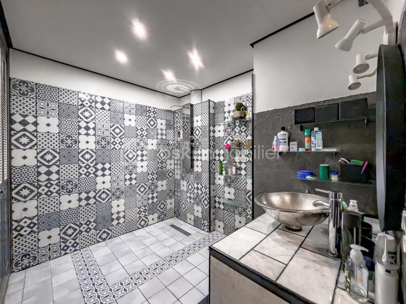 Maison ancienne - 200 m² - 8 pièces